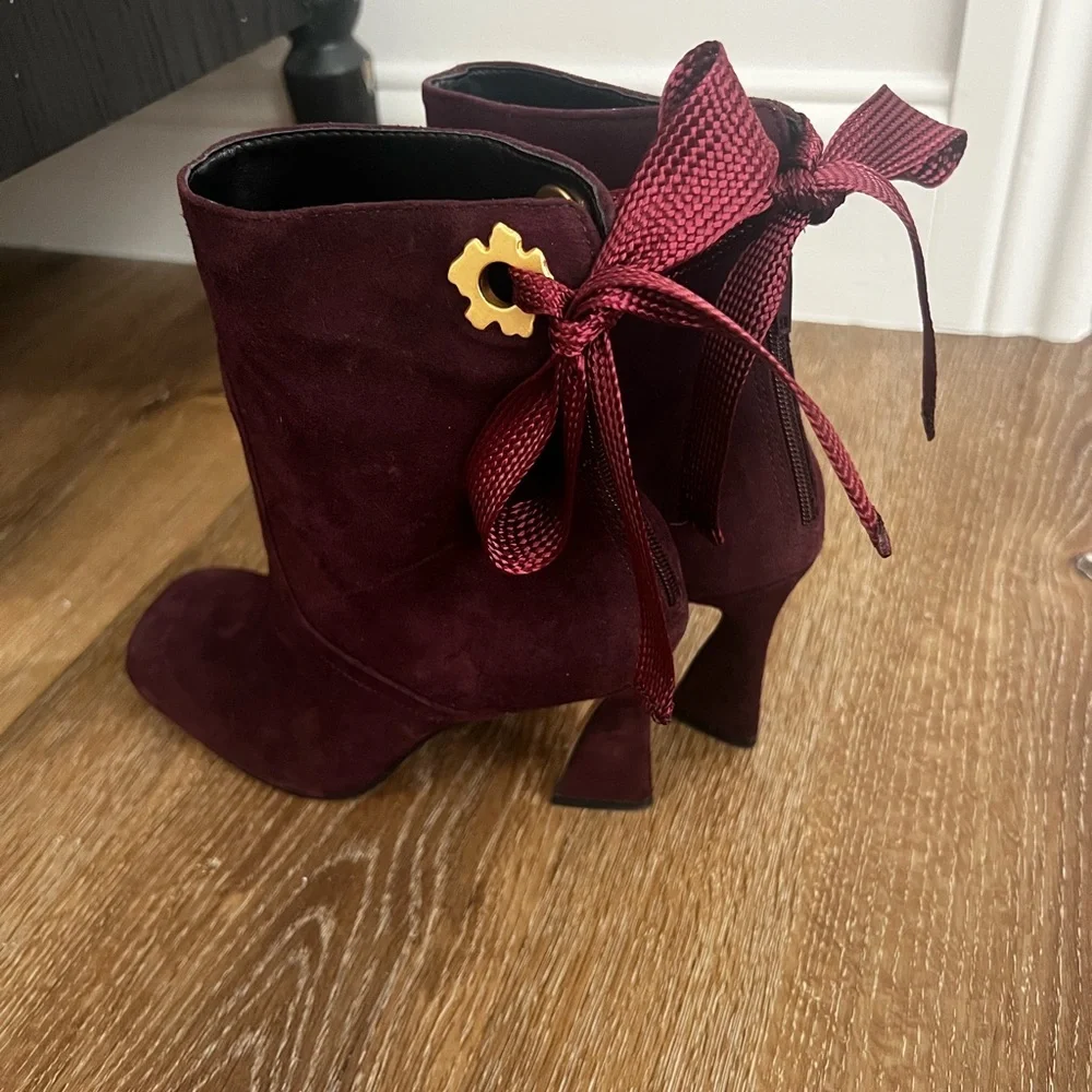 Ted Baker Haraya leather Women’s Burgundy Suede Ankle Boots with Ribbon Detail